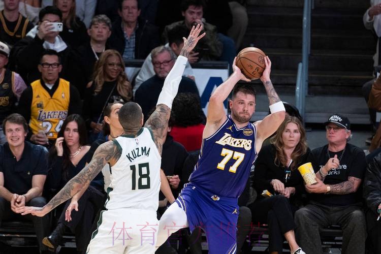 常规赛1月10日：雄鹿VS湖人 东契奇集锦