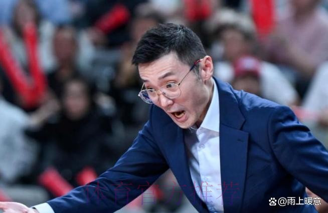 重磅消息！新疆男篮连夜开会，疆媒：刘炜下课倒计时，候选人出炉