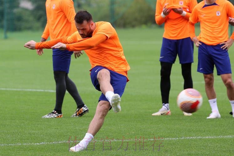 库瓦:我们正处于高水平 球队休息我会继续训练 库瓦:我们正处于高水平 球队休息我会继续训练